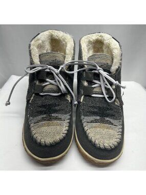 Minnetonka Women's Torrey Moccasin Boot 8M Gray Southwestern Pattern Faux Fur Li